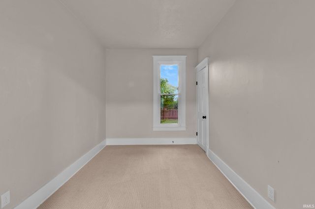 220 Crescent Street, Elkhart, IN 46516