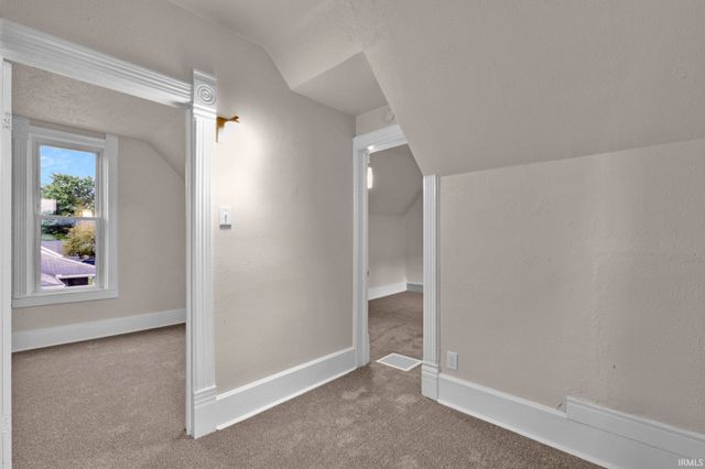 220 Crescent Street, Elkhart, IN 46516
