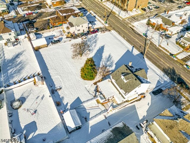 380 E Main St, Somerville Boro, NJ 08876