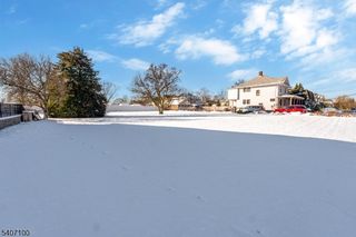 380 E Main St, Somerville Boro, NJ 08876