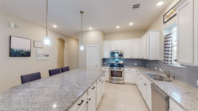 358 Pleasant Hill Way, Conroe, TX 77304