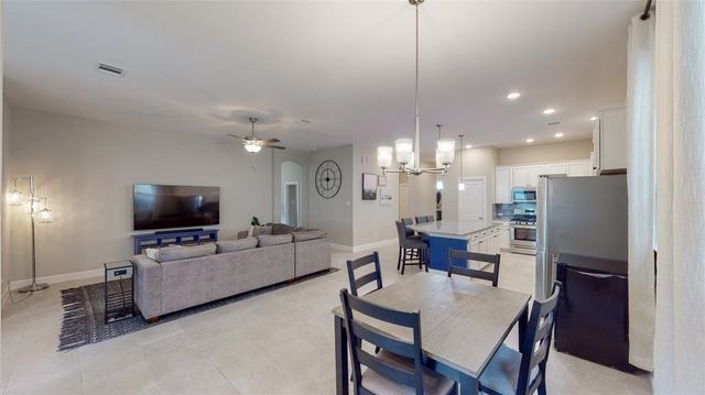 358 Pleasant Hill Way, Conroe, TX 77304