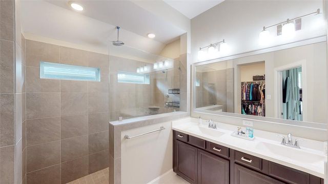358 Pleasant Hill Way, Conroe, TX 77304