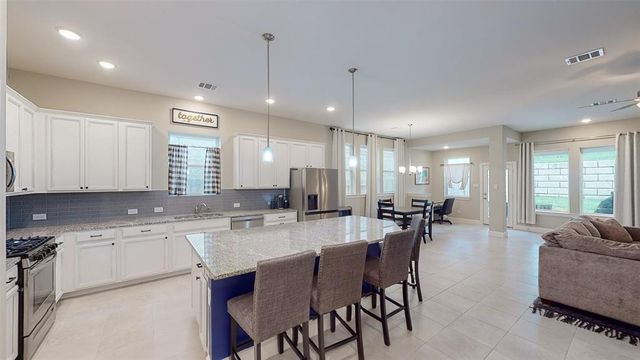 358 Pleasant Hill Way, Conroe, TX 77304