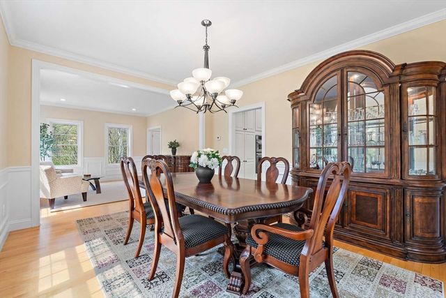 3 Notch Dr, Westford, MA 01886