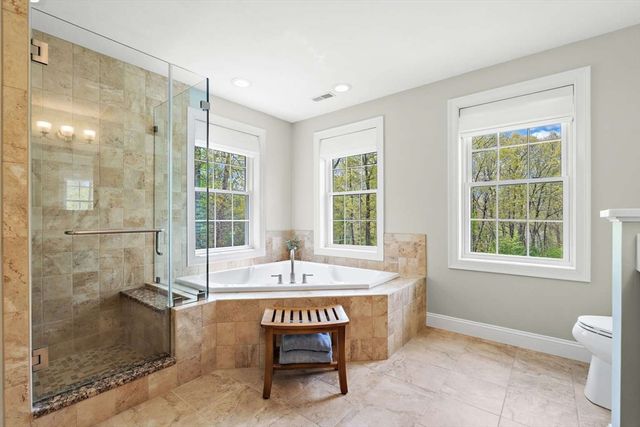 3 Notch Dr, Westford, MA 01886