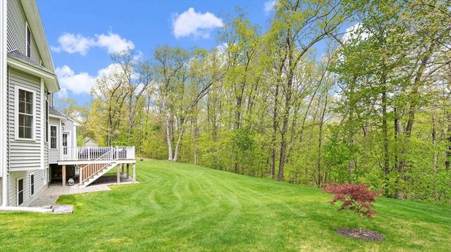3 Notch Dr, Westford, MA 01886