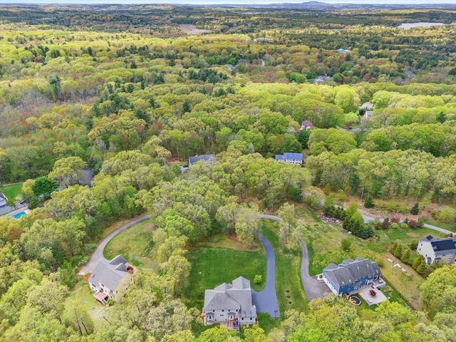 3 Notch Dr, Westford, MA 01886