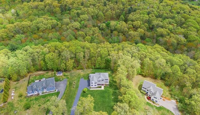 3 Notch Dr, Westford, MA 01886