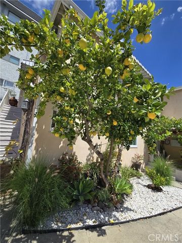 1129 N Clark, West Hollywood, CA 90069