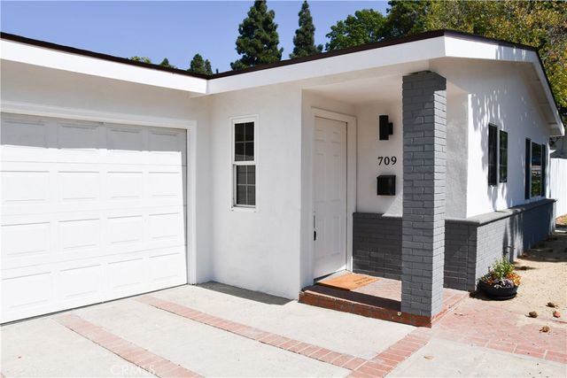 709 W Palm, Orange, CA 92868