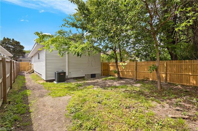 726 Hemlock AVE, Hampton, VA 23661