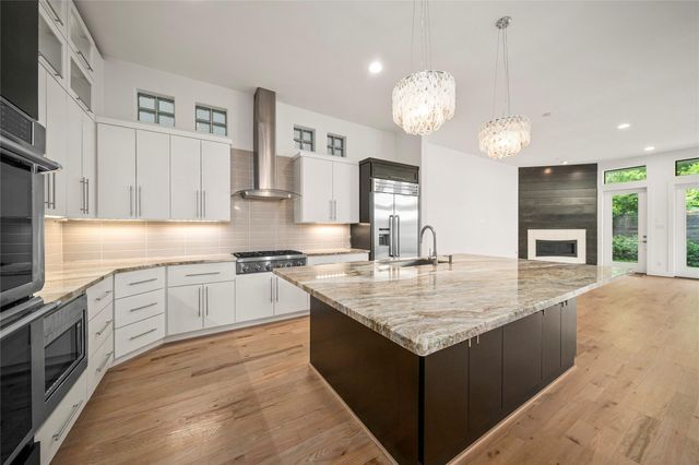 5506 Bosque Street, Houston, TX 77056