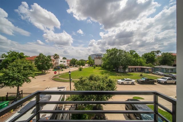 5506 Bosque Street, Houston, TX 77056