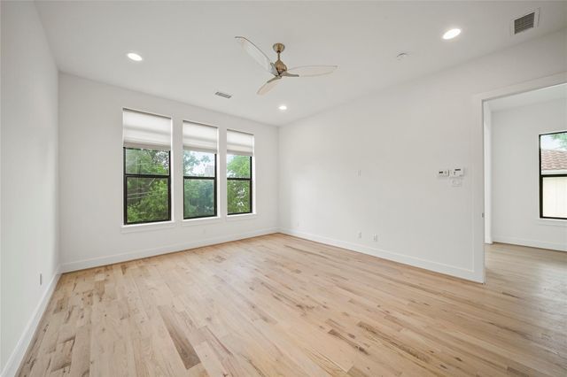 5506 Bosque Street, Houston, TX 77056