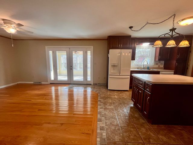 240 N Kentucky 830, Corbin, KY 40701