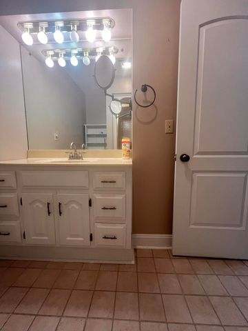 240 N Kentucky 830, Corbin, KY 40701