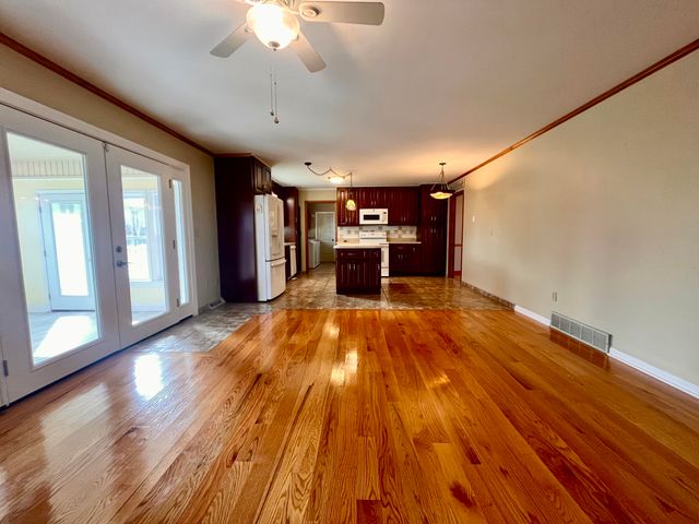 240 N Kentucky 830, Corbin, KY 40701