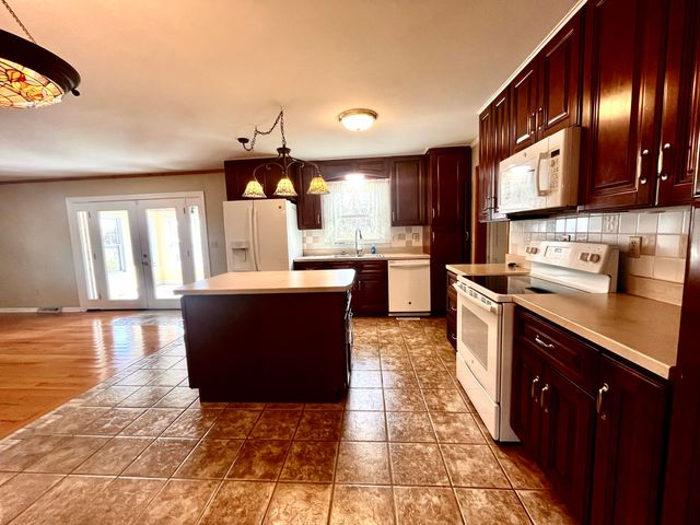 240 N Kentucky 830, Corbin, KY 40701