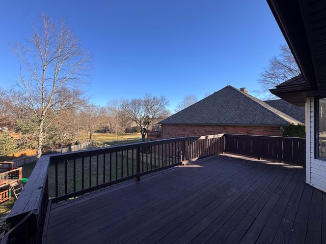 4916 S Buckingham Lane, Springfield, MO 65810