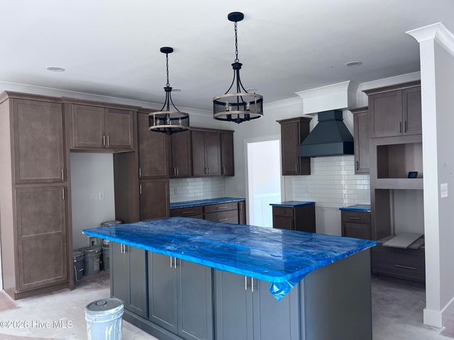 613 Jumper Court, Southern Pines, NC 28387