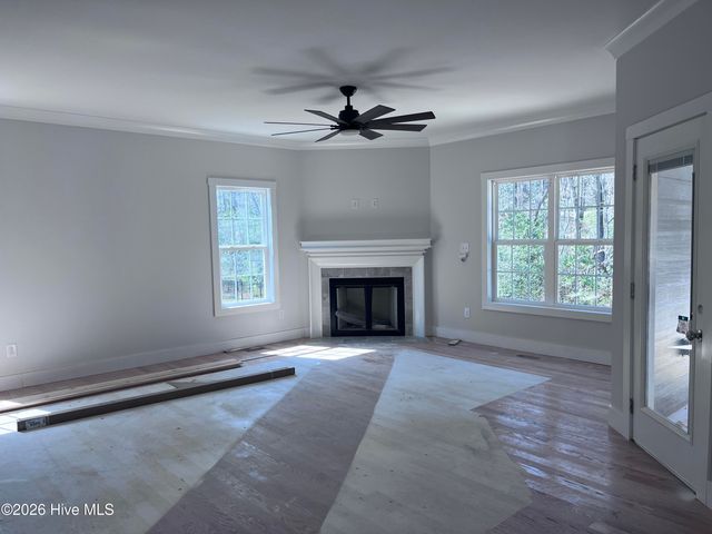 613 Jumper Court, Southern Pines, NC 28387