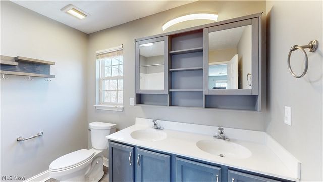 10203 Autumn Circle, Streetsboro, OH 44241