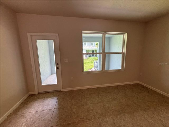 2212 FLUORESCENT WAY, South Daytona, FL 32119