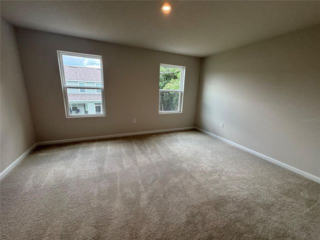 2212 FLUORESCENT WAY, South Daytona, FL 32119