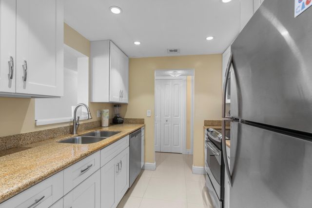 1009 N Ocean Boulevard 603, Pompano Beach, FL 33062