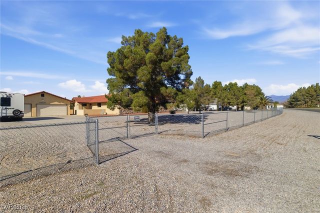 1610 Red Rock Drive, Pahrump, NV 89048