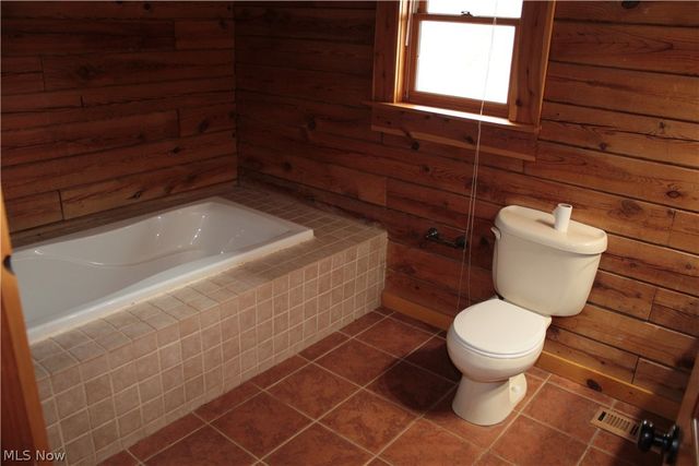 170 Fred Smith Road, New Matamoras, OH 45767