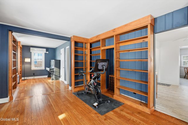 2829 Consaul Road, Schenectady, NY 12304