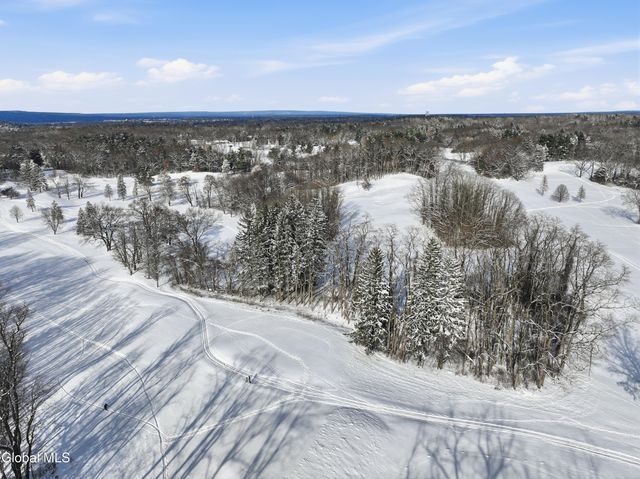 2829 Consaul Road, Schenectady, NY 12304