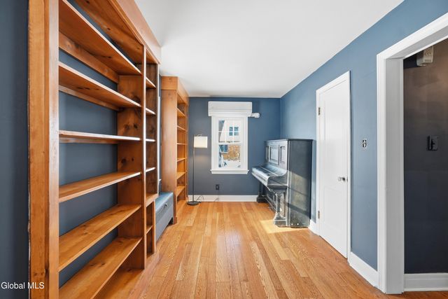 2829 Consaul Road, Schenectady, NY 12304