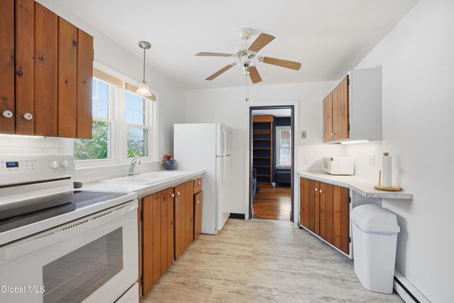 2829 Consaul Road, Schenectady, NY 12304