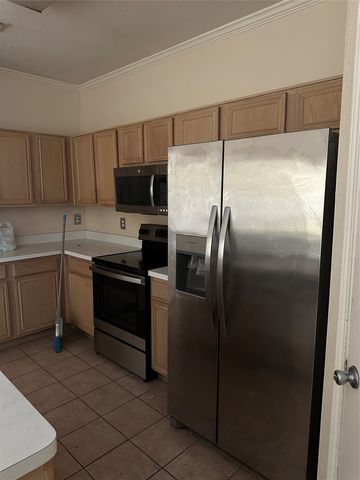 1811 Stewart Street, Cedar Hill, TX 75104