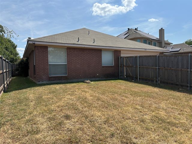 1811 Stewart Street, Cedar Hill, TX 75104