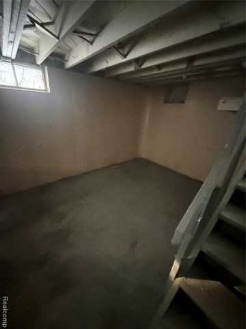 8411 Fielding Street, Detroit, MI 48228