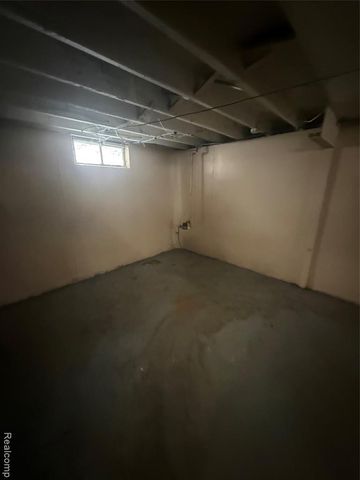 8411 Fielding Street, Detroit, MI 48228