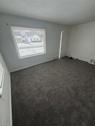 8411 Fielding Street, Detroit, MI 48228