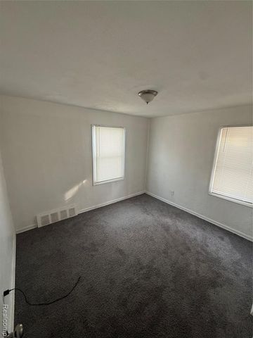 8411 Fielding Street, Detroit, MI 48228