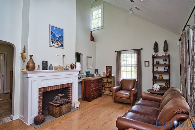 8201 Hungary Rd, Glen Allen, VA 23060
