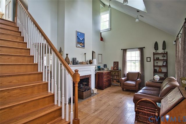 8201 Hungary Rd, Glen Allen, VA 23060