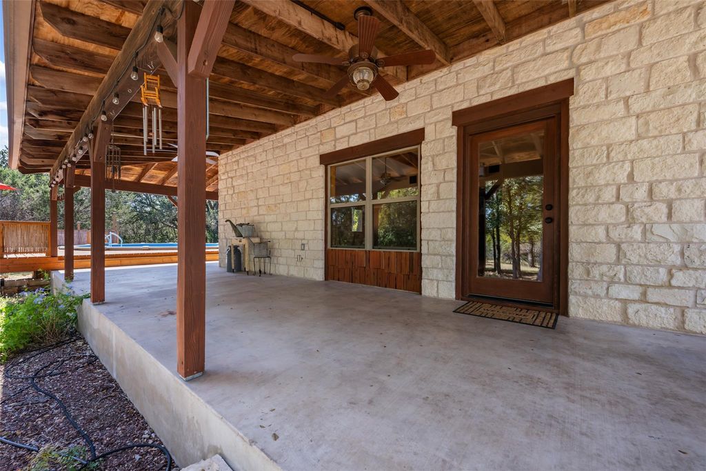 507 County Road 200D, Burnet, TX 78611