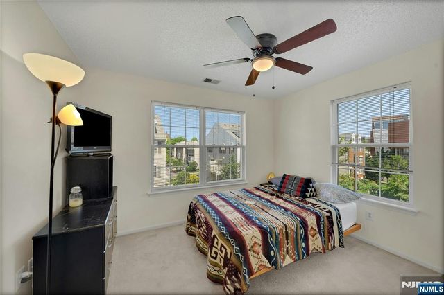 72 Marrow Street 3101, Newark, NJ 07103