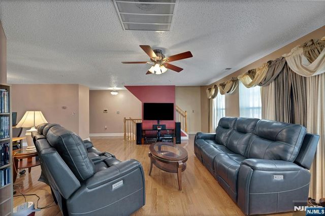72 Marrow Street 3101, Newark, NJ 07103