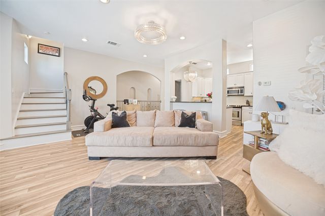 2022 N Fitzhugh Avenue C, Dallas, TX 87204