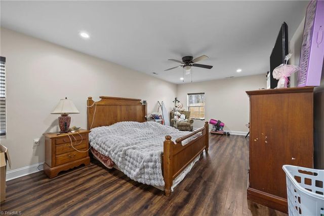 901 Decker Road, Thomasville, NC 27360