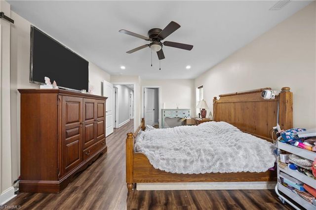 901 Decker Road, Thomasville, NC 27360